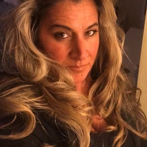 Meet your Posher, Genine